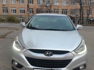 2014 Hyundai ix35 I Рестайлинг, серебристый, 1100000 рублей, вид 1