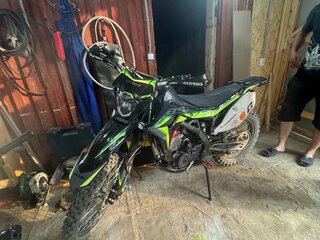 BSE Z6