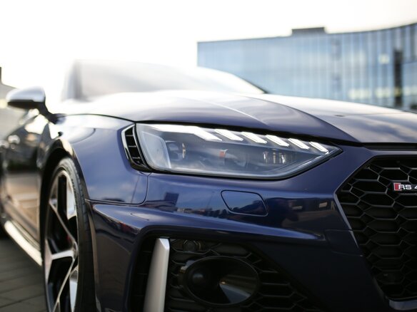 2020 Audi RS 4 IV (B9) Рестайлинг, синий, 5999999 рублей - вид 10