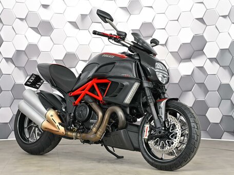 2011 Ducati Diavel Carbon, чёрный, 749000 рублей, вид 1
