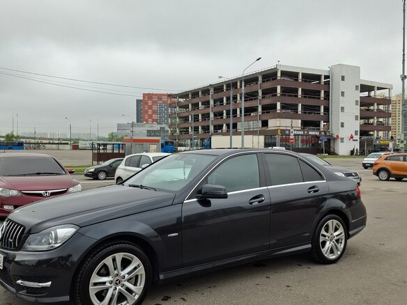 2012 Mercedes-Benz C-Класс 200 III (W204) Рестайлинг, чёрный, 1650000 рублей - вид 2