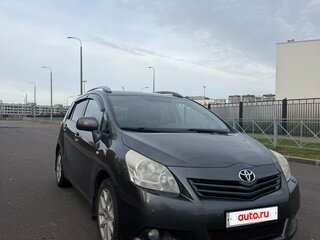 2012 Toyota Verso I, серый, 850000 рублей, вид 2