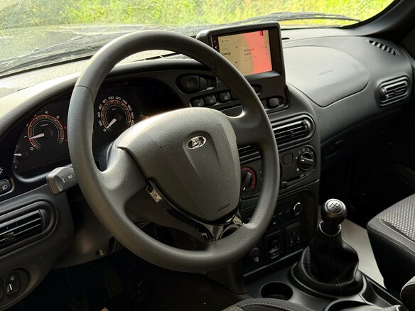 2026 Lada (ВАЗ) Niva Travel I Рестайлинг, чёрный, 1789000 рублей - вид 15