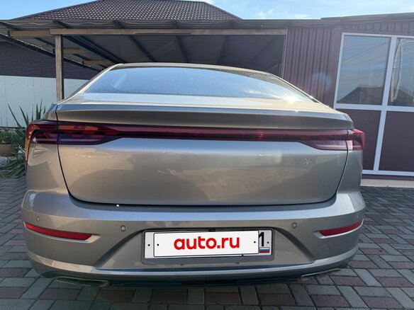 2023 FAW Bestune B70 I, серебристый, 2500000 рублей - вид 5