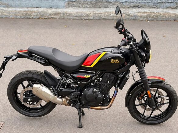 2025 Royal Enfield Guerrilla 450, чёрный, 450000 рублей - вид 2