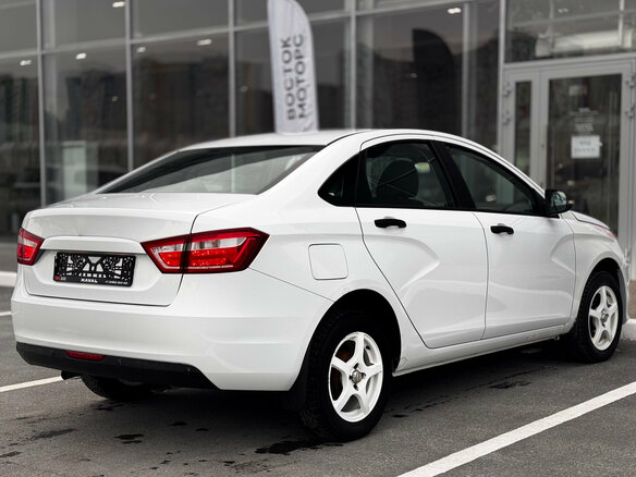 2018 Lada (ВАЗ) Vesta I, белый - вид 5