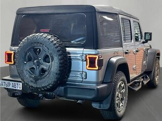 2021 Jeep Wrangler IV (JL), серебристый, 3590000 рублей, вид 2