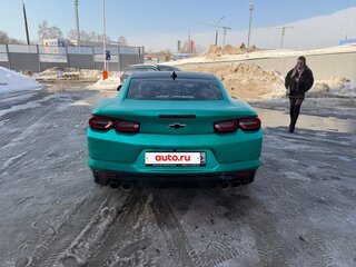 2018 Chevrolet Camaro 8-speed VI Рестайлинг, зелёный, 3000000 рублей, вид 4