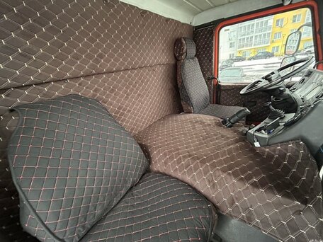 1990 Scania 3-Series, красный, 750000 рублей, вид 3