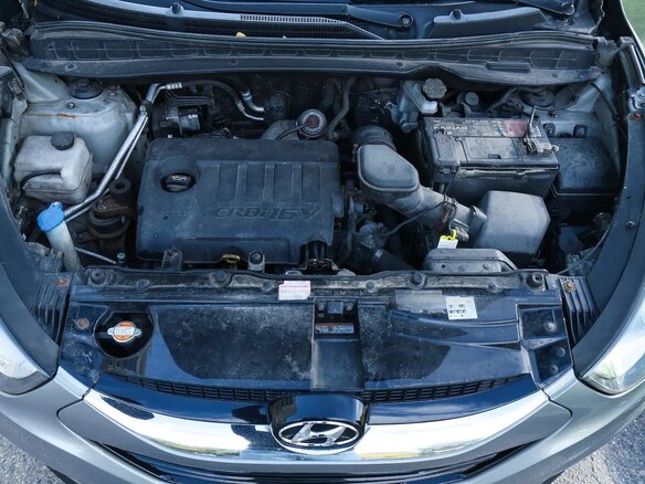 2011 Hyundai ix35 I, золотистый, 1100000 рублей - вид 9
