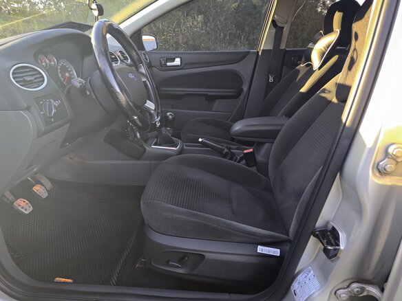 2006 Ford Focus II, серебристый, 620000 рублей - вид 5