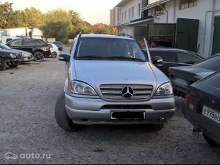 1999 Mercedes-Benz M-Класс 320 I (W163), серебристый, 690000 рублей, вид 2