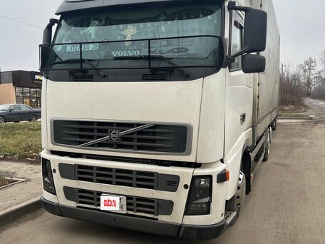 2005 Volvo FH, белый, 4500000 рублей, вид 3
