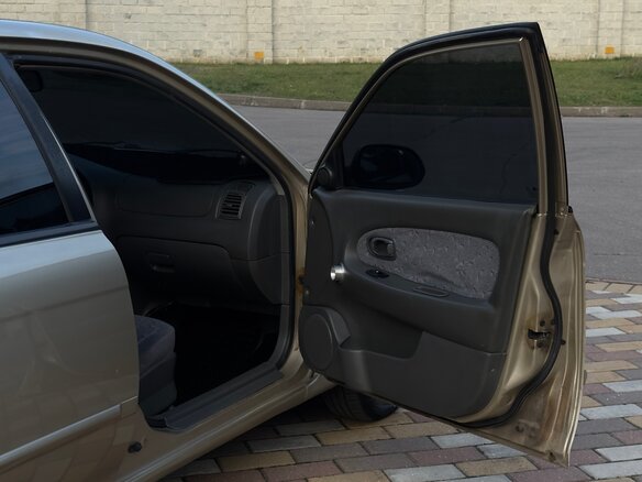 2007 Kia Spectra I Рестайлинг 2, бежевый - вид 29