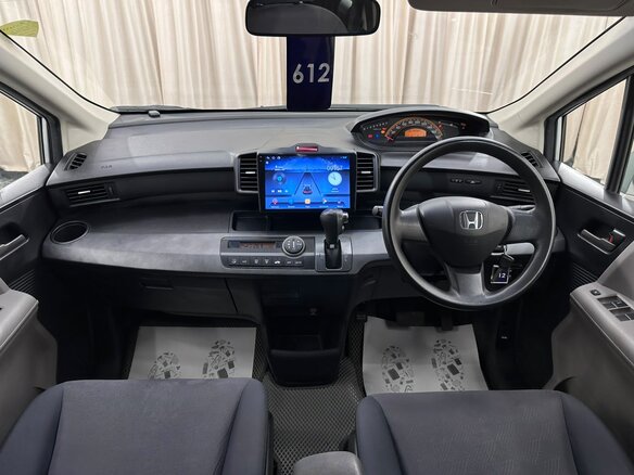 2010 Honda Freed I, серый, 1049000 рублей - вид 16