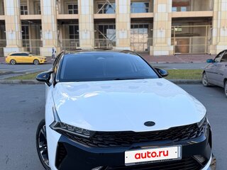 2021 Kia K5 III, белый, 2455000 рублей, вид 2