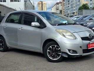 Toyota Vitz II (XP90)