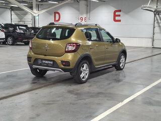 2016 Renault Sandero Stepway II, зелёный, 950000 рублей, вид 5