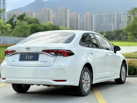2022 Toyota Corolla XII (E210), белый, 1170000 рублей - вид 5
