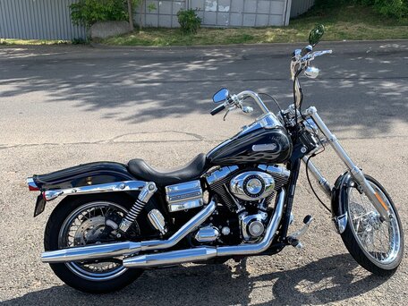 2007 Harley-Davidson Dyna Wide Glide, чёрный, 700000 рублей, вид 1