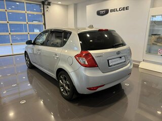 2010 Kia Ceed I Рестайлинг, серебристый, 639000 рублей, вид 2