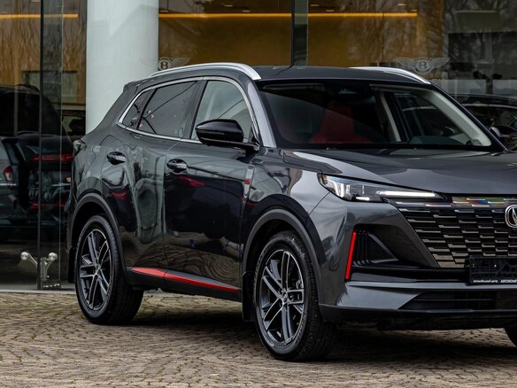 2024 Changan UNI-S I, серый, 1895000 рублей - вид 8