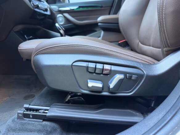 2023 BMW X1 Long 20Li sDrive II (F48) Рестайлинг, белый, 2965000 рублей - вид 14
