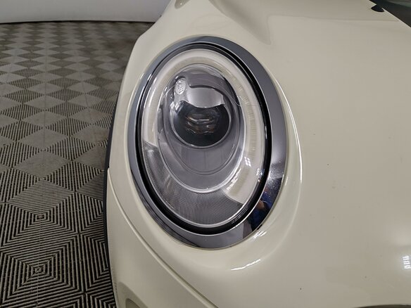 2016 Mini Hatch Cooper III (F55/F56), белый, 1499000 рублей - вид 18