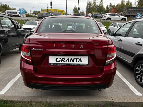 2026 Lada (ВАЗ) Granta I Рестайлинг, красный, 1238000 рублей - вид 15