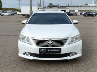 2012 Toyota Camry VII (XV50), белый, 1479000 рублей, вид 2