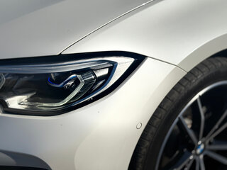 2020 BMW 3 серии 320i xDrive VII (G2x), белый, 3900000 рублей, вид 2