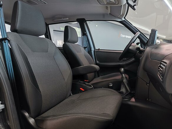 2026 Lada (ВАЗ) Niva Travel I Рестайлинг, чёрный, 1809000 рублей - вид 6