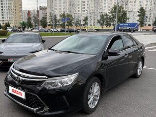 2016 Toyota Camry VII (XV50) Рестайлинг, чёрный, 1580000 рублей, вид 2