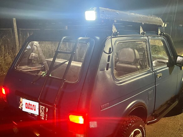 2005 Lada (ВАЗ) 2121 (4x4) I Рестайлинг, синий, 460000 рублей - вид 10