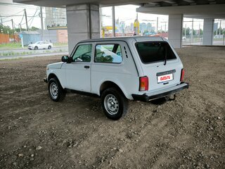 2015 Lada (ВАЗ) 2121 (4x4) I Рестайлинг, белый, 335000 рублей, вид 3
