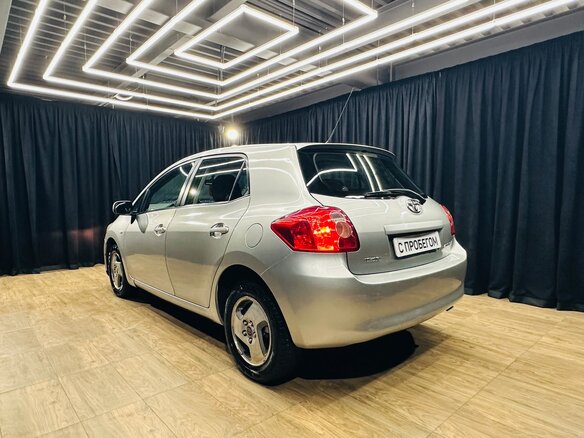 2007 Toyota Auris I, серебристый, 499000 рублей - вид 4