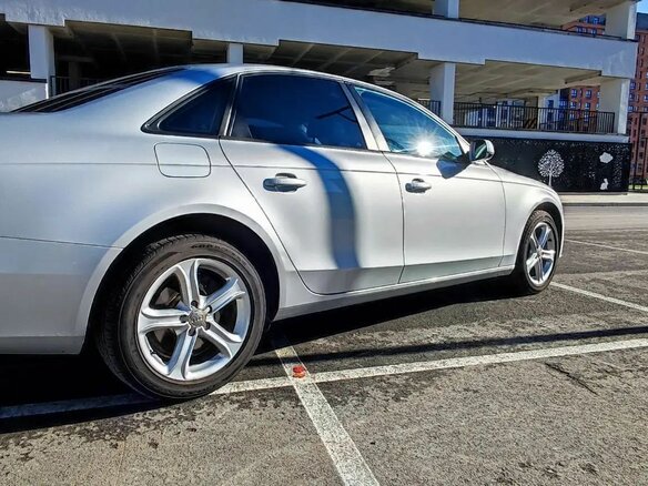 2013 Audi A4 IV (B8) Рестайлинг, серебристый, 1599000 рублей - вид 3