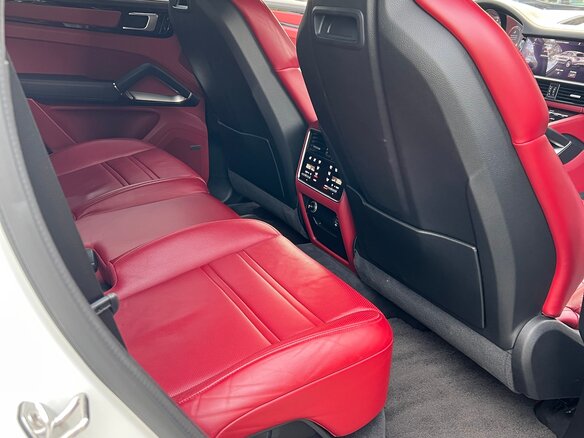 2018 Porsche Cayenne Turbo III, белый, 7990000 рублей - вид 20
