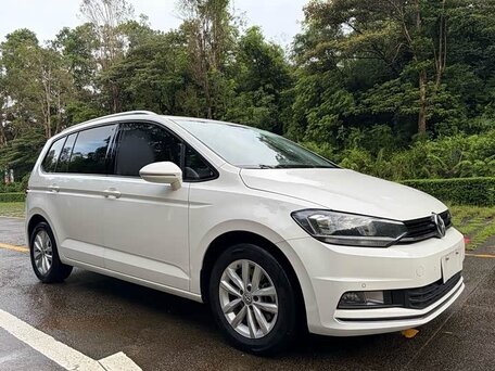 2018 Volkswagen Touran Cross L II, белый, 1850000 рублей, вид 3