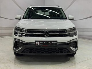 2025 Volkswagen Tharu 300 TSI I Рестайлинг, белый, 3499000 рублей, вид 2