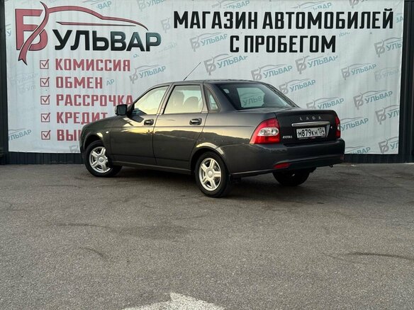 2018 Lada (ВАЗ) Priora I Рестайлинг, серый, 725000 рублей - вид 3