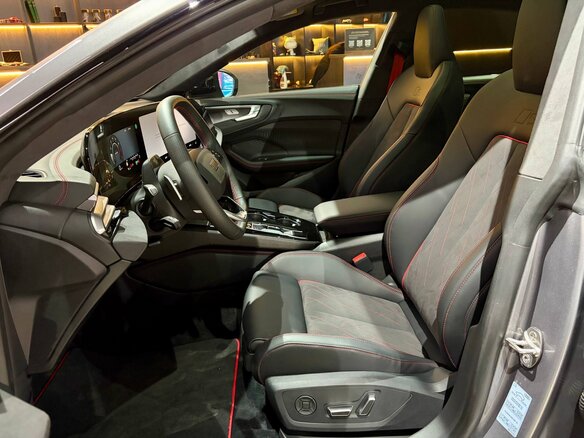 2026 Audi A5 L Sportback III (B10), серый, 5850000 рублей - вид 4
