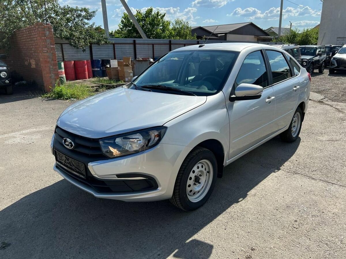 Открыть фотографии: Lada (ВАЗ) Granta I Рестайлинг