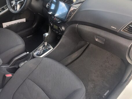 2011 Hyundai Solaris I, белый, 759000 рублей, вид 5