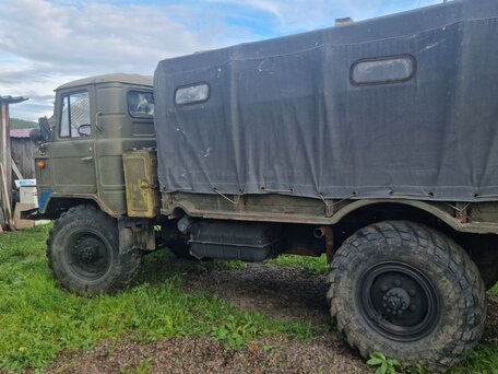 1976 ГАЗ 66, зелёный, 350000 рублей, вид 2