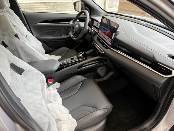 2025 Geely Coolray (Binyue Cool) I Рестайлинг, серебристый, 2450000 рублей - вид 12