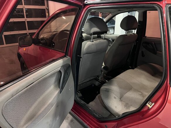 2009 Lada (ВАЗ) Kalina I, красный, 176000 рублей - вид 22