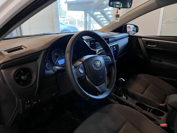 2016 Toyota Corolla XI (E160, E170, E180) Рестайлинг 1, белый, 1224000 рублей - вид 22