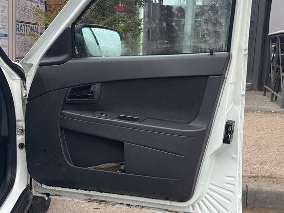 2013 Lada (ВАЗ) Priora I Рестайлинг, белый, 450000 рублей - вид 8