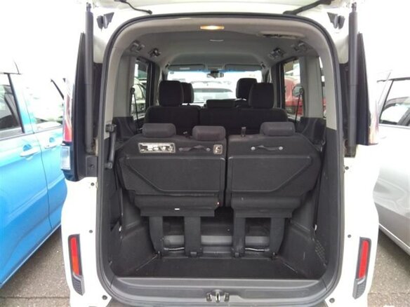 2015 Honda Stepwgn Spada V, белый - вид 15